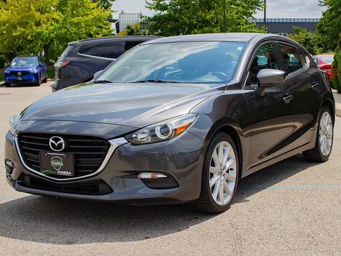 Used 2017 MAZDA MAZDA3 Touring FWD image 5