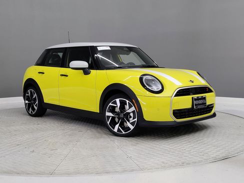 New 2026 MINI Cooper S image 29