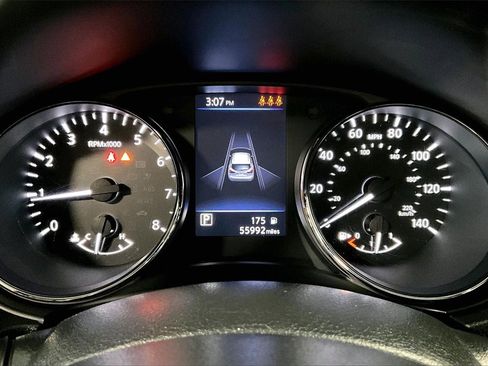 Certified 2022 Nissan Rogue Sport SV image 23