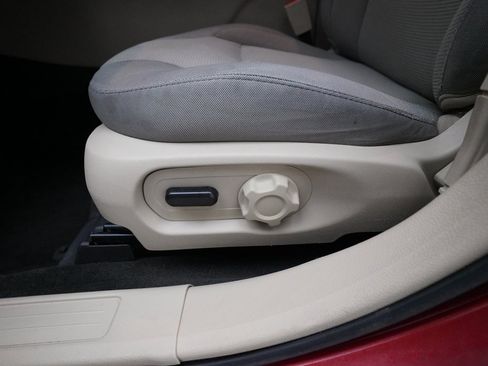 Used 2016 Ford Taurus SEL w/ Equipment Group 201A image 30