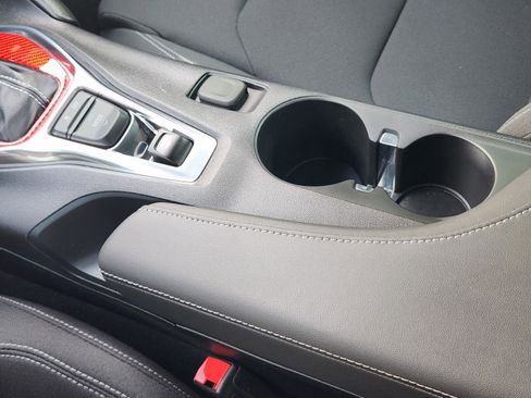 Used 2020 Chevrolet Camaro SS RWD image 14