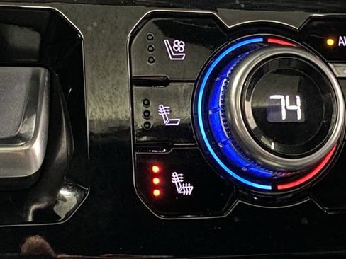 Used 2024 GMC Sierra 2500 AT4 w/ AT4 Premium Plus Package image 8