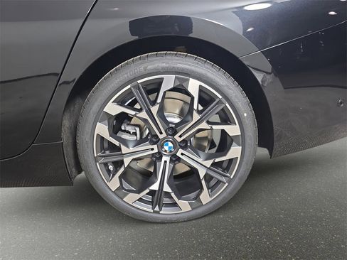 New 2026 BMW 330i xDrive Sedan w/ Premium Package image 34