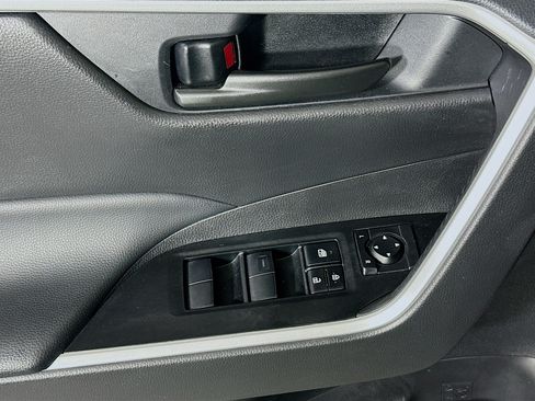 Certified 2025 Toyota RAV4 LE FWD image 14