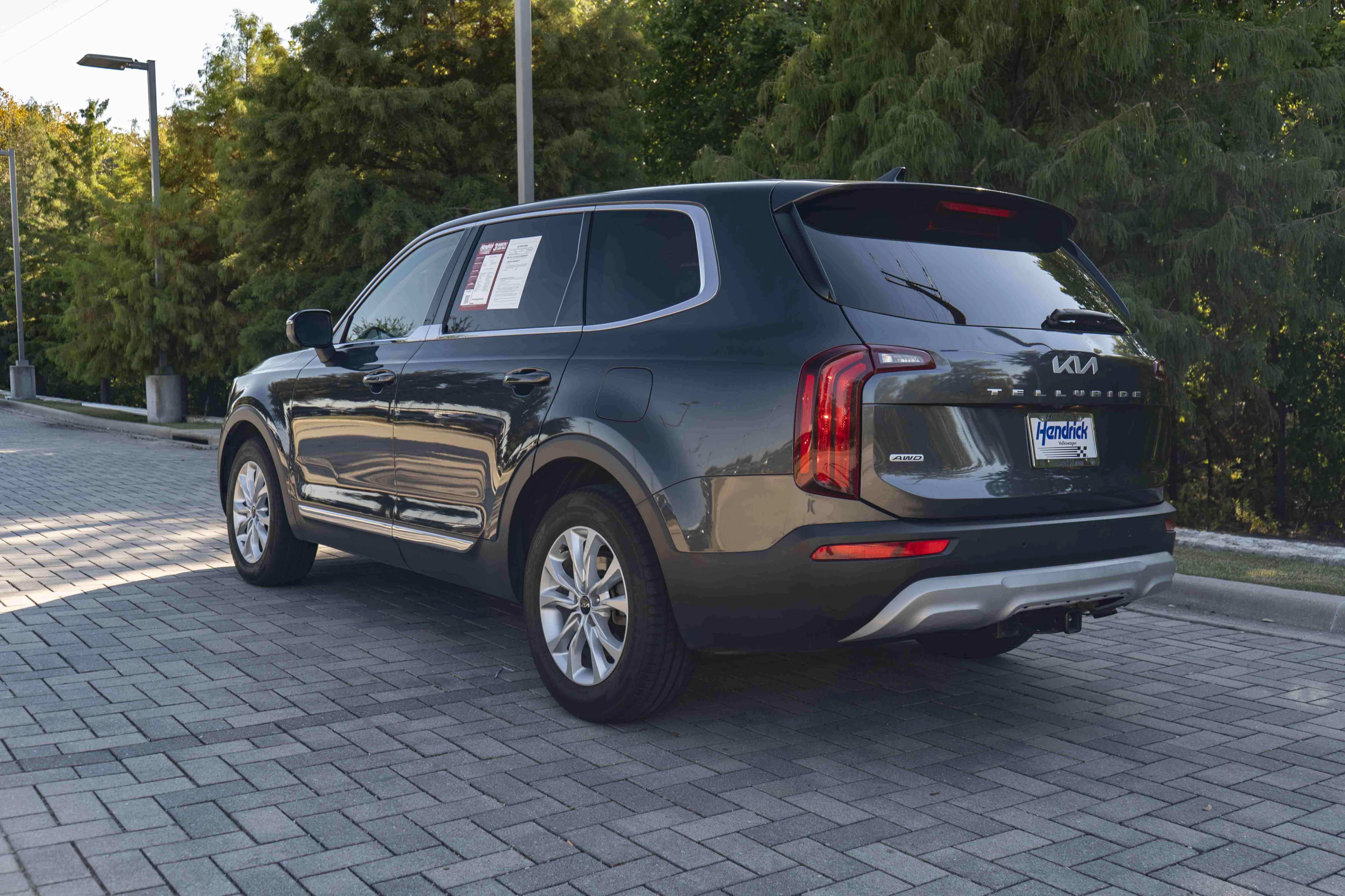 Used 2022 Kia Telluride LX AWD/4WD image 6