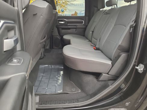 Used 2024 RAM 2500 Big Horn image 21