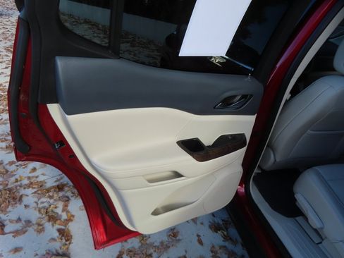 Used 2023 GMC Acadia Denali w/ Denali Ultimate Package image 37