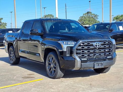 Used 2022 Toyota Tundra Platinum w/ Advanced Package image 7