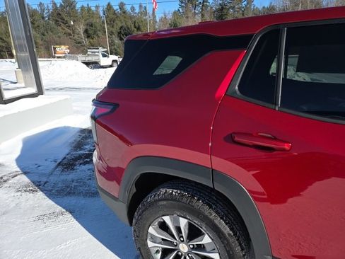 New 2026 Chevrolet Equinox LT w/ Convenience Package II image 12
