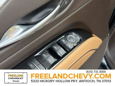 Used 2023 Cadillac Escalade Premium Luxury image 24