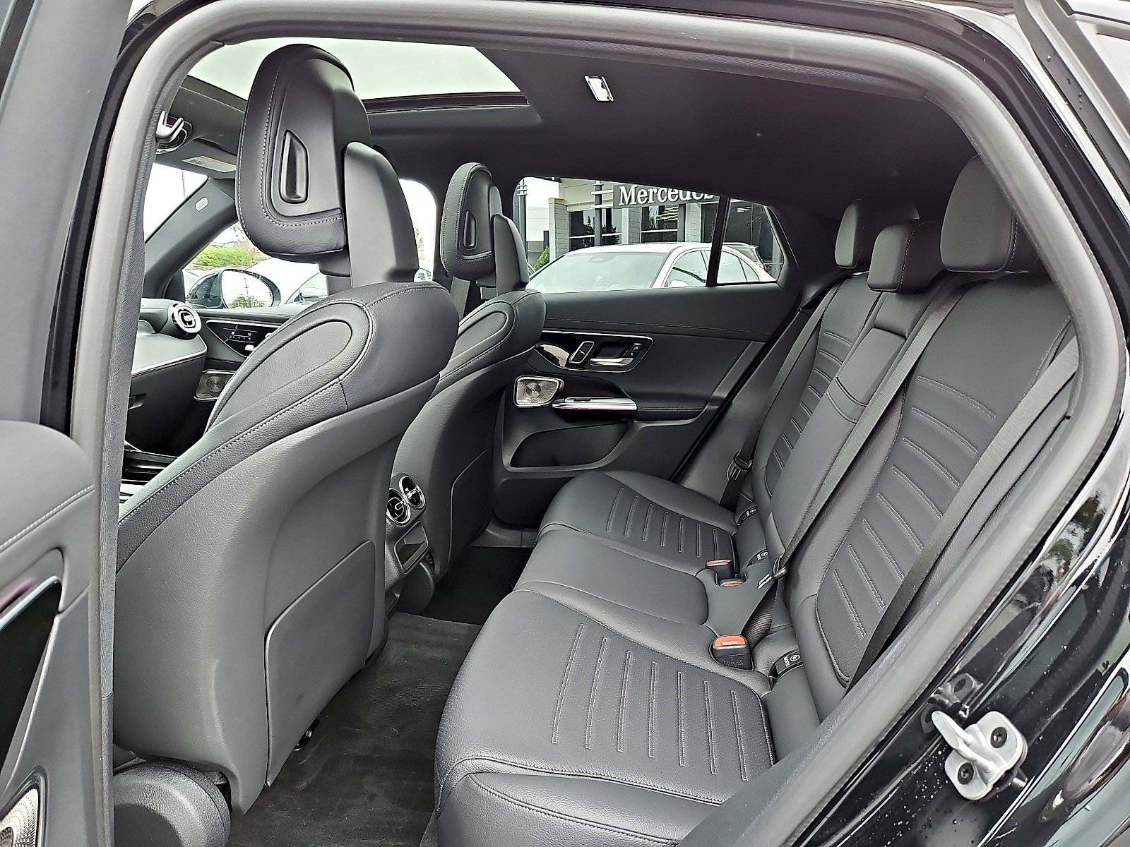 Certified 2026 Mercedes-Benz GLC 300 4MATIC image 10