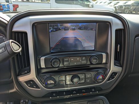 Used 2015 GMC Sierra 1500 SLT w/ SLT Crew Cab Value Package image 23