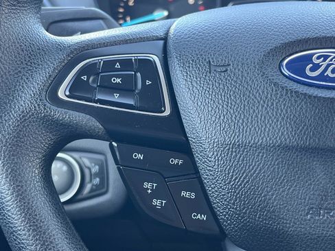 Used 2018 Ford Escape SE w/ SE Sync 3 Package image 9