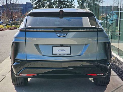 New 2026 Cadillac Lyriq Signature Sport AWD/4WD image 4