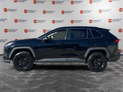 Used 2019 Toyota RAV4 XLE image 2