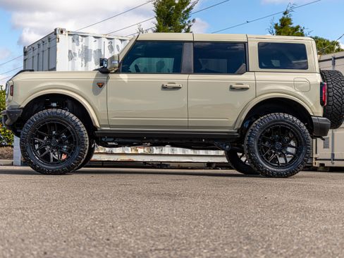 New 2025 Ford Bronco Badlands AWD/4WD image 8