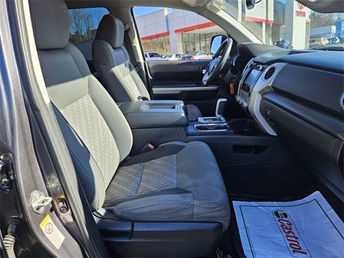 Used 2018 Toyota Tundra SR5 image 17
