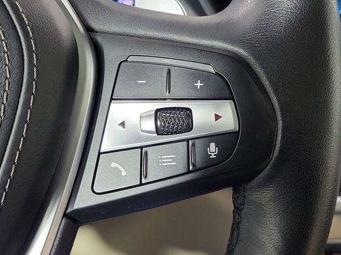 Certified 2022 BMW X5 xDrive45e w/ Executive Package image 14