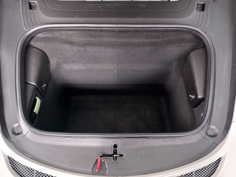 Used 2018 Porsche 911 GT3 RWD image 21