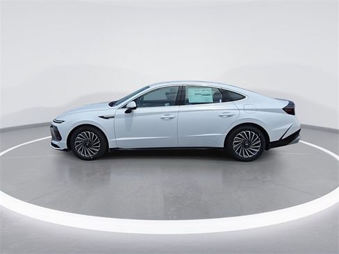 New 2025 Hyundai Sonata SEL image 5