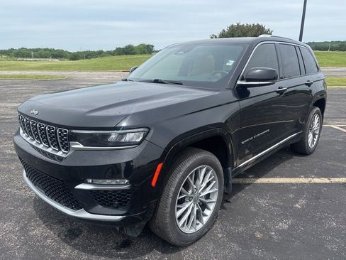 Used 2022 Jeep Grand Cherokee Summit w/ Luxury Tech Group V AWD/4WD image 1