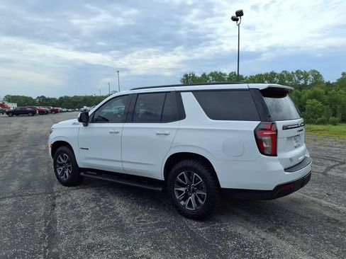 Used 2023 Chevrolet Tahoe Z71 w/ Luxury Package AWD/4WD image 9