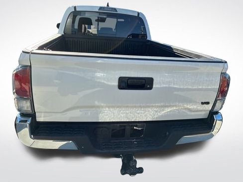 Used 2023 Toyota Tacoma TRD Off-Road image 6