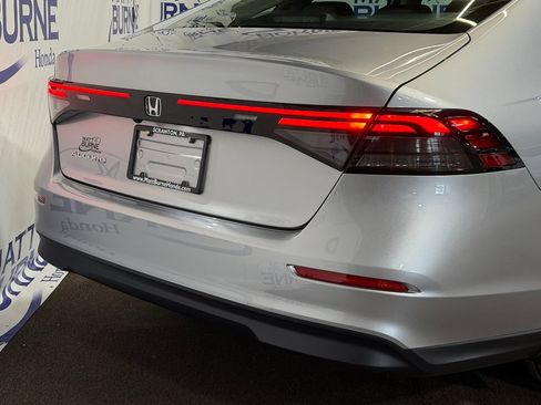 Certified 2025 Honda Accord SE image 24