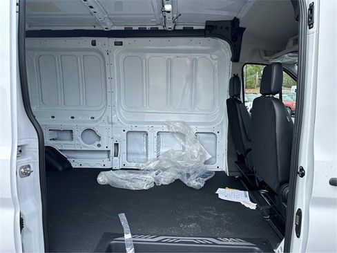 New 2025 Ford Transit 250 148 Medium Roof image 6
