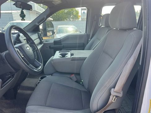 Used 2019 Ford F250 XL w/ Power Equipment Group AWD/4WD image 9