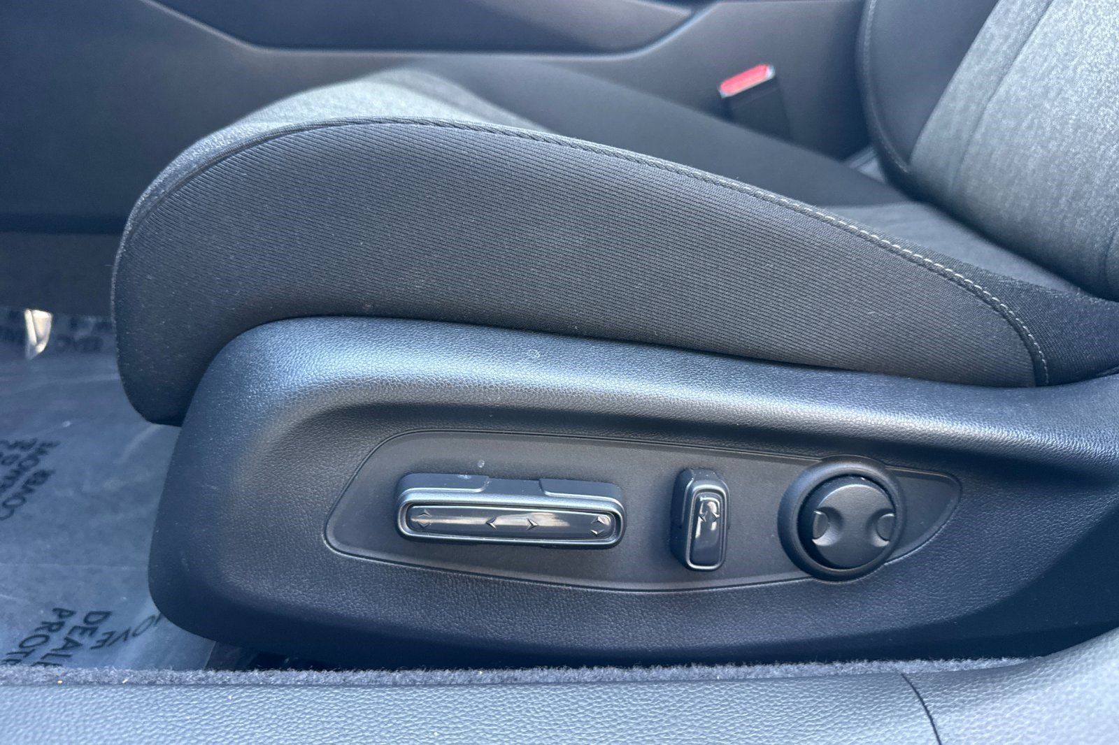 Used 2025 Honda Accord SE image 15