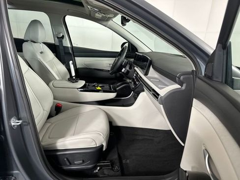 Certified 2025 Hyundai Tucson Limited image 28