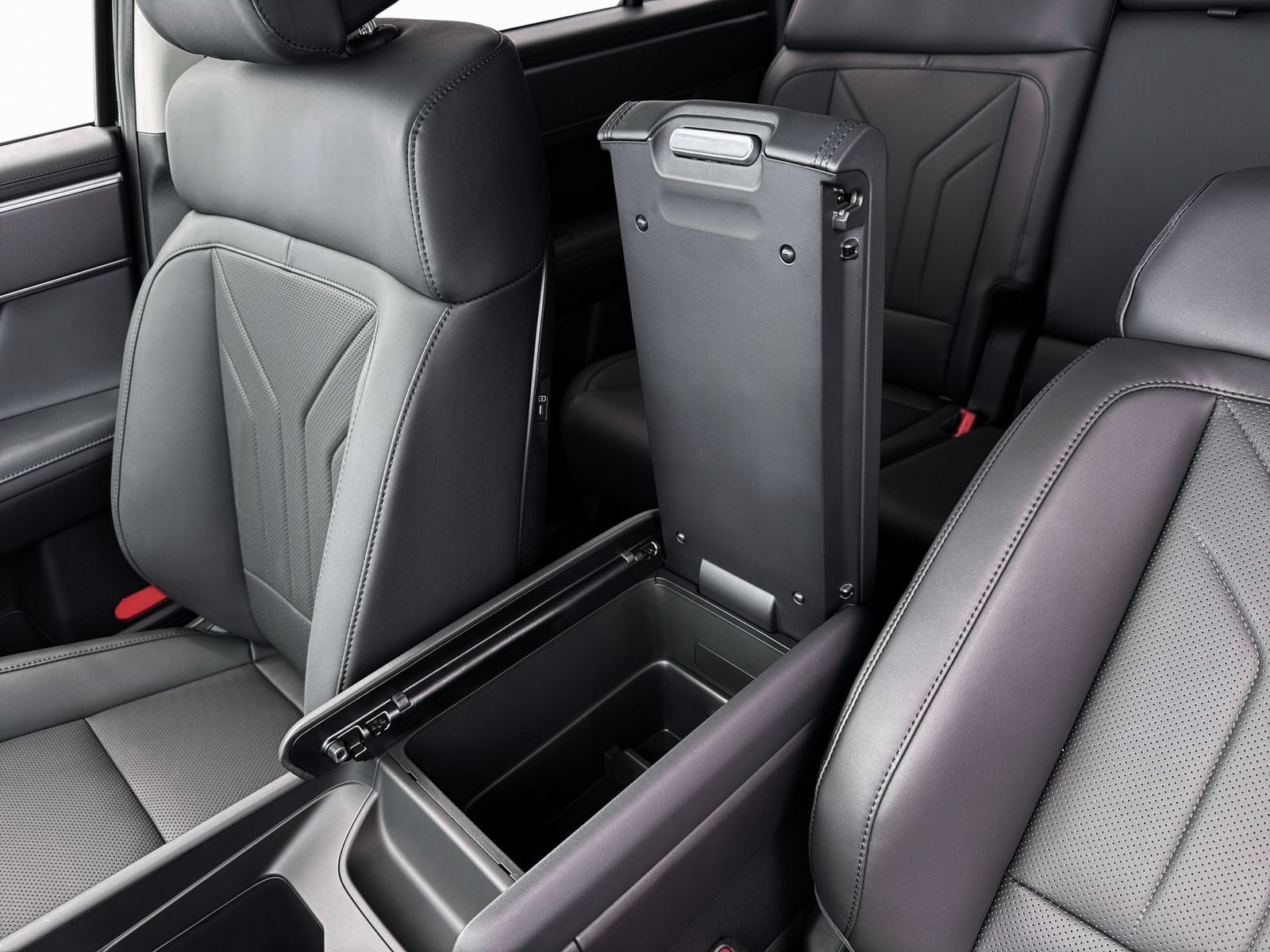 New 2026 Hyundai Santa Fe SEL FWD image 19