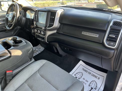 Used 2020 RAM 1500 Big Horn RWD image 16