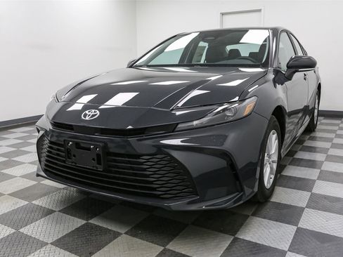 New 2026 Toyota Camry LE AWD/4WD image 4