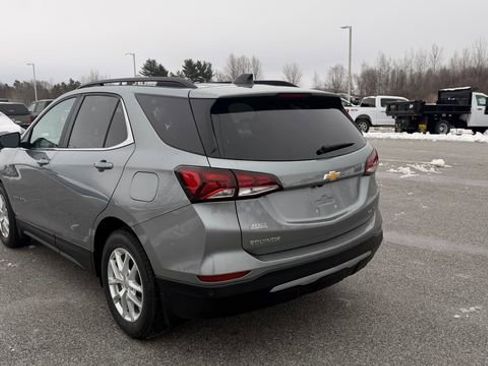 Used 2024 Chevrolet Equinox LT image 5