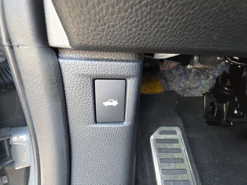 Used 2024 Honda Accord Sport image 13