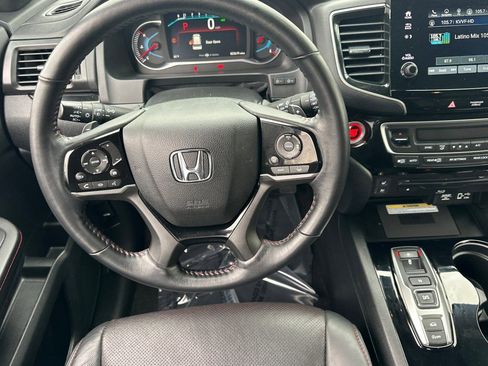 Certified 2022 Honda Pilot Black Edition image 29