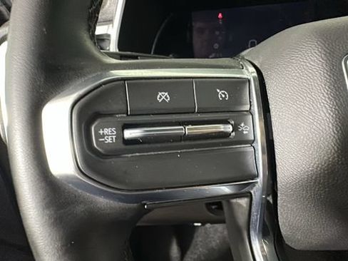 Used 2023 GMC Canyon Elevation w/ Convenience Package AWD/4WD image 15