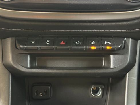 Used 2021 GMC Canyon Elevation w/ Driver Alert Package AWD/4WD image 33