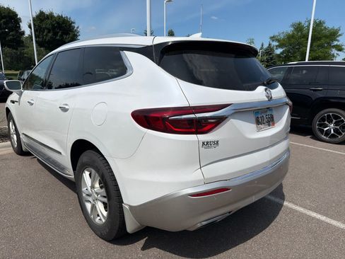 Used 2019 Buick Enclave Premium AWD/4WD image 4