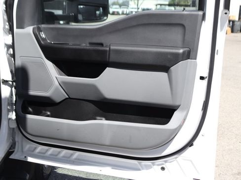 Used 2024 Ford F550 2WD Regular Cab Super Duty image 40