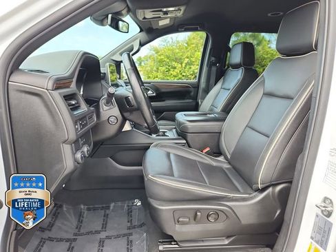 Certified 2023 Chevrolet Suburban Premier RWD image 17