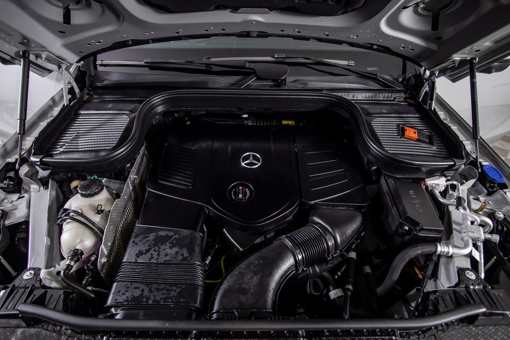 Used 2025 Mercedes-Benz GLE 450e 4MATIC w/ AMG Line Exterior image 47