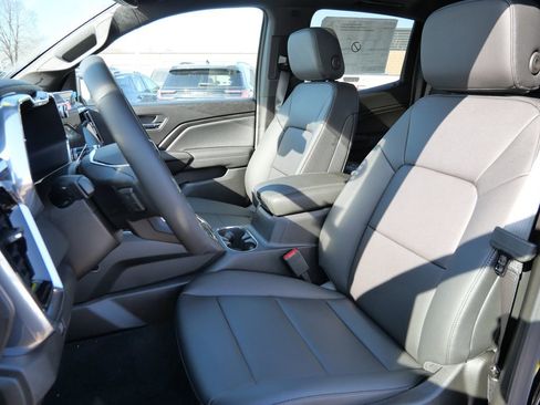 New 2026 GMC Canyon Elevation w/ Convenience Package image 33