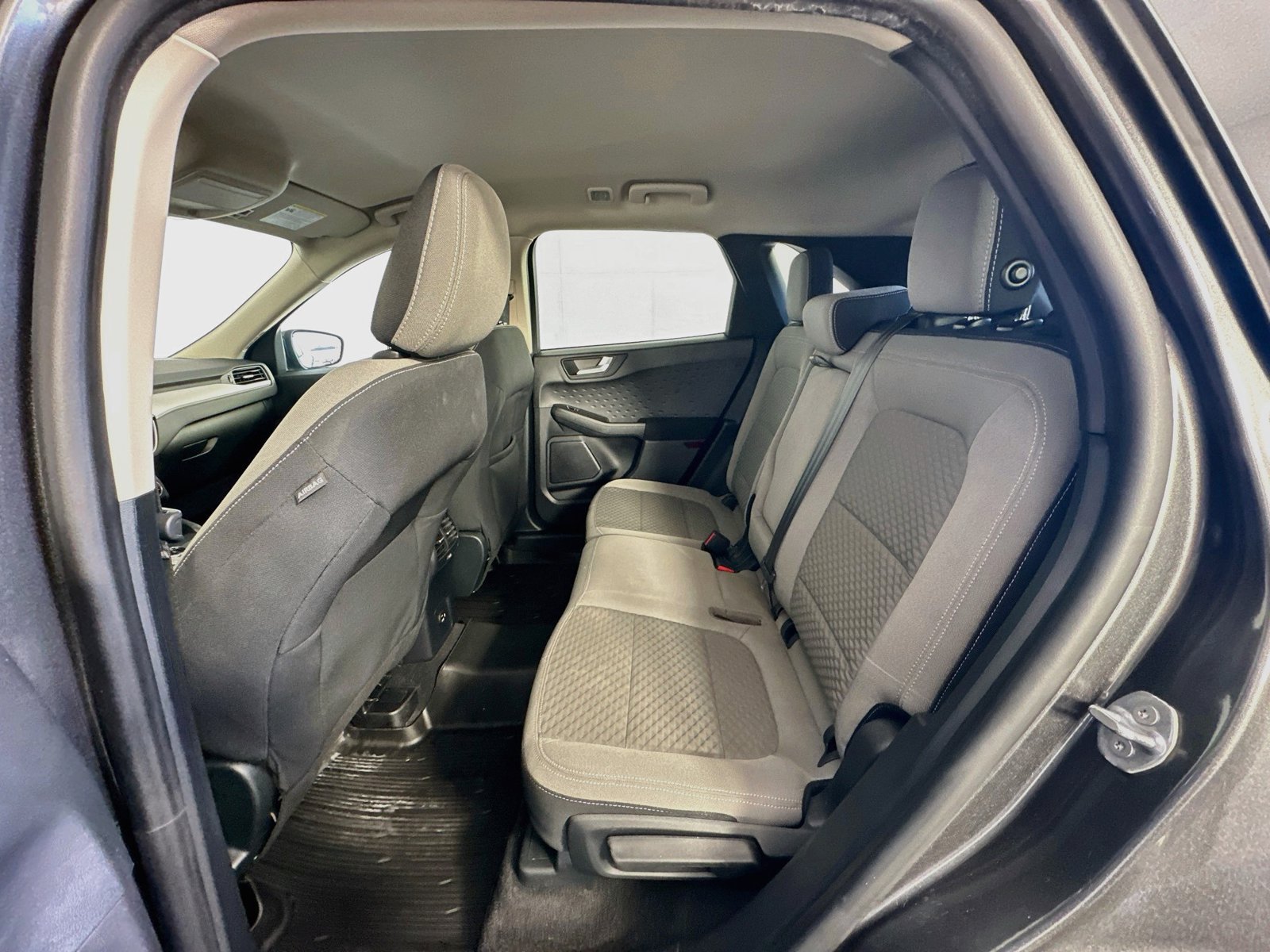 Used 2020 Ford Escape SE FWD image 23