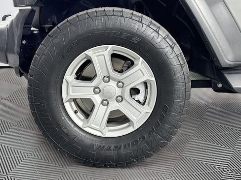 Used 2021 Jeep Wrangler Unlimited Sport AWD/4WD image 33