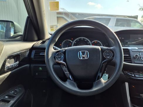 Used 2017 Honda Accord LX image 16
