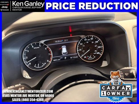 Used 2023 Nissan Rogue SV image 14