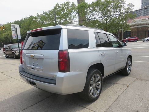 Used 2016 Chevrolet Tahoe LT w/ Luxury Package AWD/4WD image 4